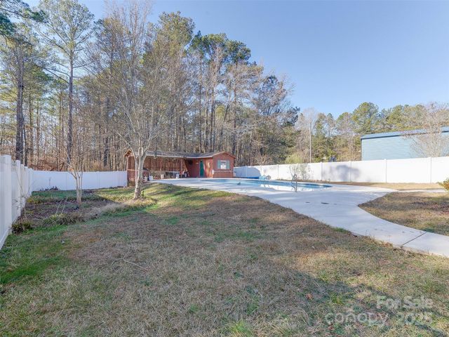 3021 University Drive, Lancaster, SC 29720