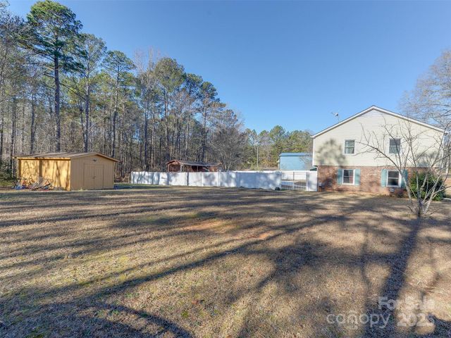 3021 University Drive, Lancaster, SC 29720