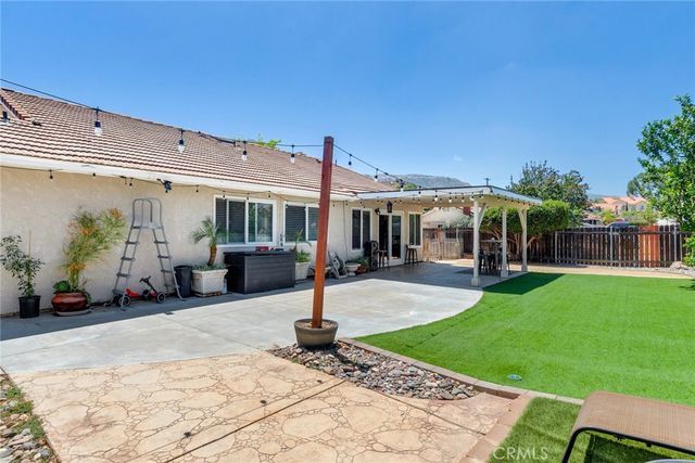 16074 Union Avenue, Lake Elsinore, CA 92530
