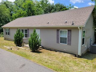 3 Dadoo Drive, Asheville, NC 28806