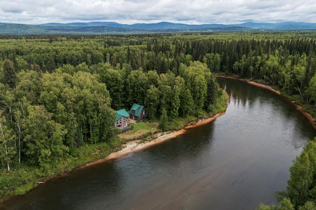 3109 PILOT HOUSE LANE, North Pole, AK 99705