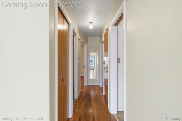 4956 Middlesex Street, Dearborn, MI 48126