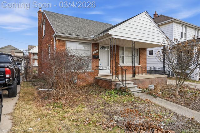 4956 Middlesex Street, Dearborn, MI 48126