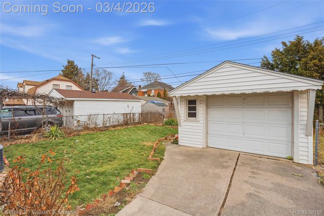 4956 Middlesex Street, Dearborn, MI 48126