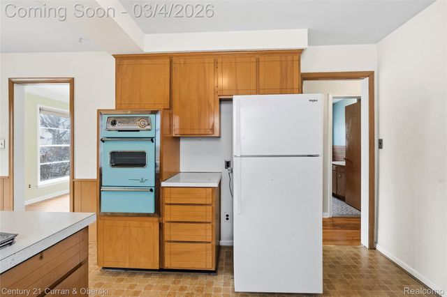 4956 Middlesex Street, Dearborn, MI 48126