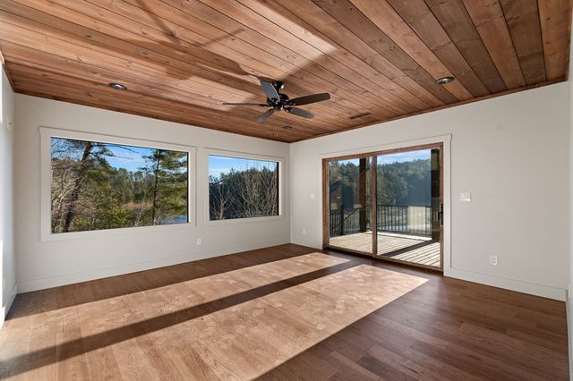 770 Fish Hook Point, Blue Ridge, GA 30513