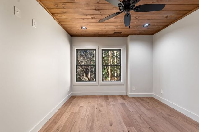 770 Fish Hook Point, Blue Ridge, GA 30513