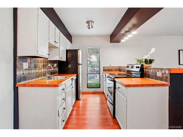 695 Manhattan Dr 109, Boulder, CO 80303