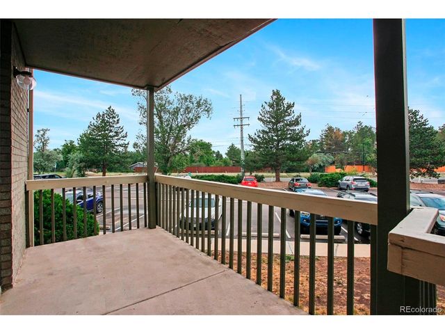 695 Manhattan Dr 109, Boulder, CO 80303