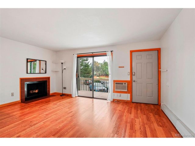 695 Manhattan Dr 109, Boulder, CO 80303