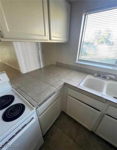 3948 APPLECREST Street, Las Vegas, NV 89108