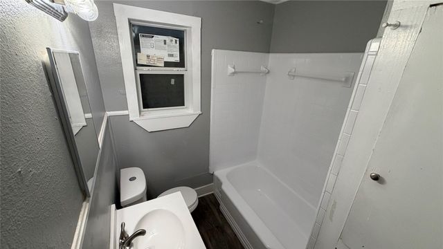 3809 Penick, Shreveport, LA 71109