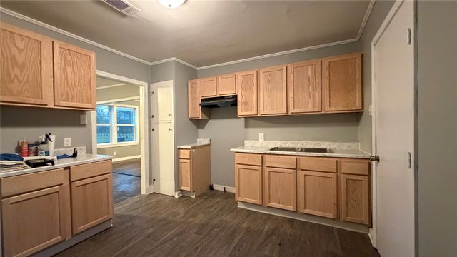 3809 Penick, Shreveport, LA 71109