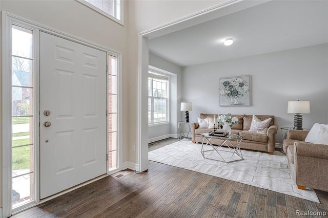 4119 Stonington Drive, Troy, MI 48085