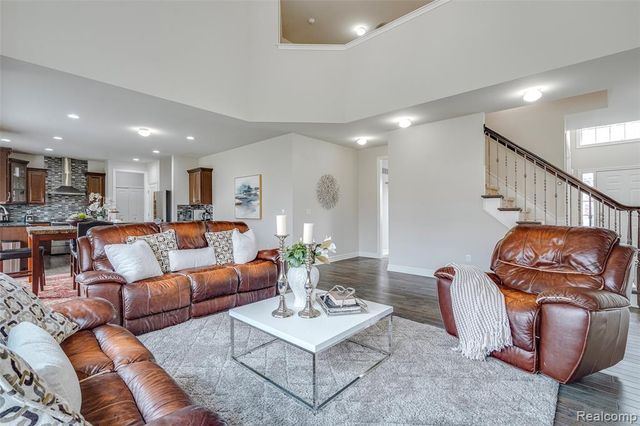 4119 Stonington Drive, Troy, MI 48085