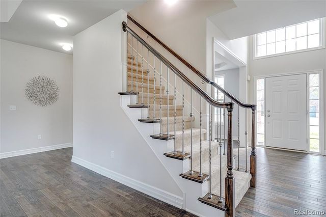 4119 Stonington Drive, Troy, MI 48085