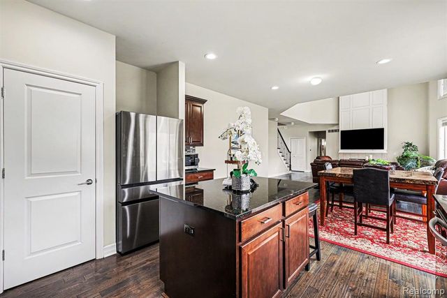 4119 Stonington Drive, Troy, MI 48085