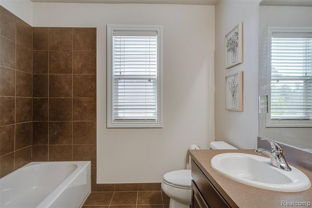 4119 Stonington Drive, Troy, MI 48085