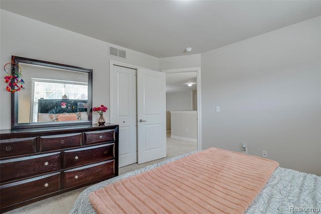 4119 Stonington Drive, Troy, MI 48085