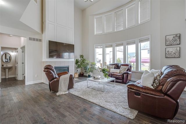 4119 Stonington Drive, Troy, MI 48085