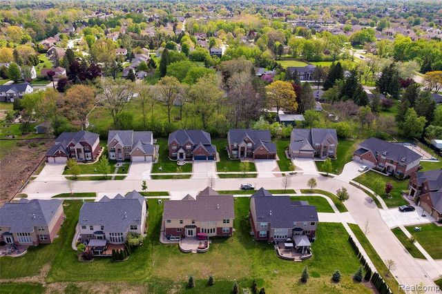 4119 Stonington Drive, Troy, MI 48085