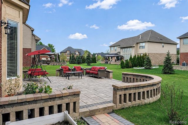4119 Stonington Drive, Troy, MI 48085