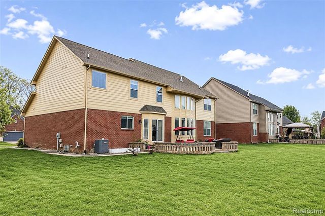 4119 Stonington Drive, Troy, MI 48085