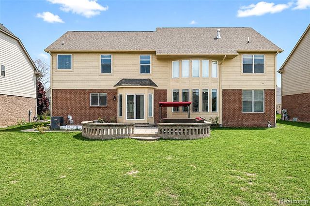 4119 Stonington Drive, Troy, MI 48085