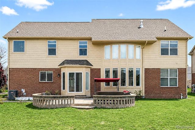 4119 Stonington Drive, Troy, MI 48085