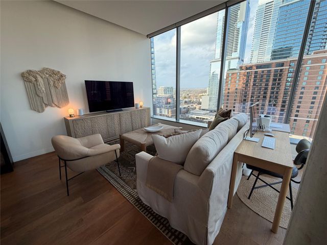 210 Lavaca ST 2013, Austin, TX 78701