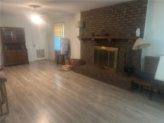 3814 Todd Drive, Oakwood, GA 30566