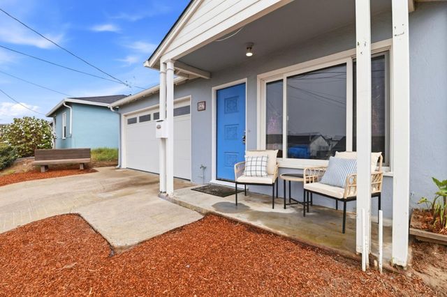 527 Fremont Avenue, Pacifica, CA 94044