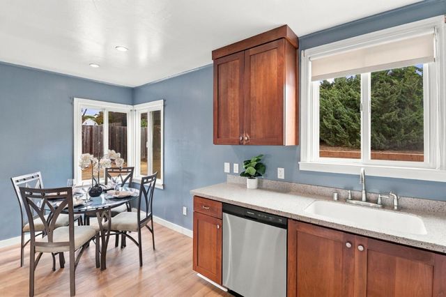 527 Fremont Avenue, Pacifica, CA 94044