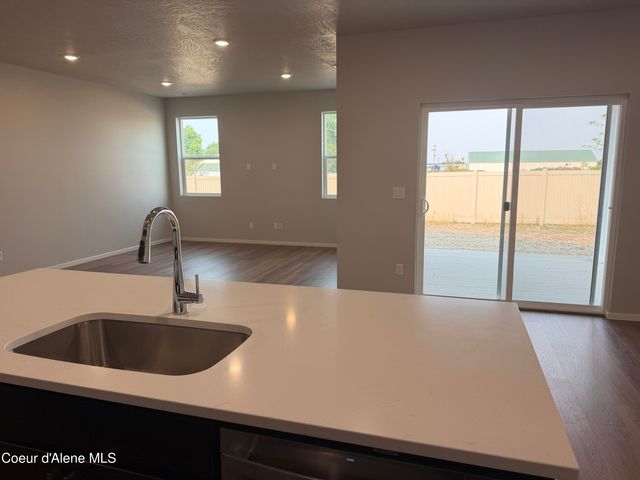 3163 N Pale Fox ST, Post Falls, ID 83854