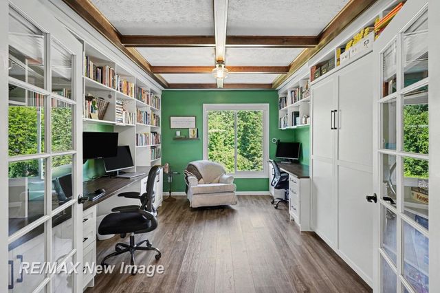 7190 Dark Lake Drive, Clarkston, MI 48346