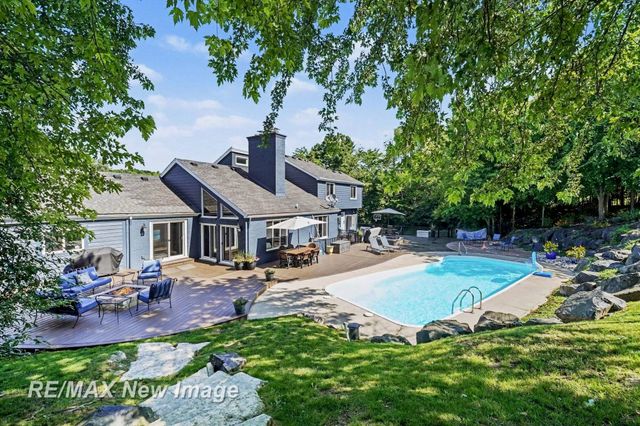 7190 Dark Lake Drive, Clarkston, MI 48346