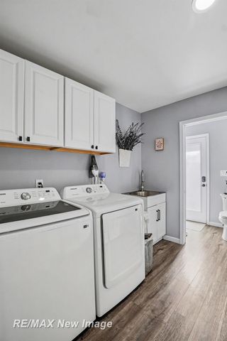 7190 Dark Lake Drive, Clarkston, MI 48346