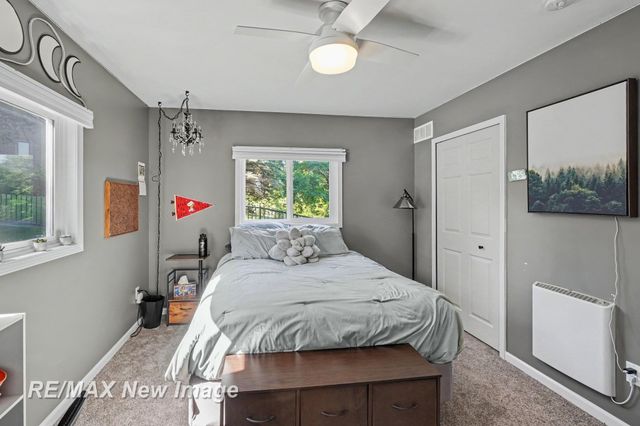 7190 Dark Lake Drive, Clarkston, MI 48346