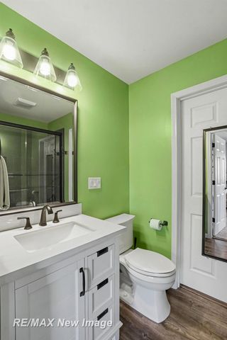 7190 Dark Lake Drive, Clarkston, MI 48346