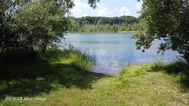 7190 Dark Lake Drive, Clarkston, MI 48346