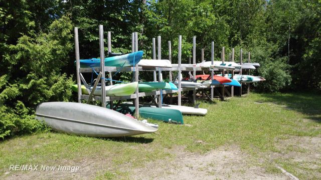 7190 Dark Lake Drive, Clarkston, MI 48346