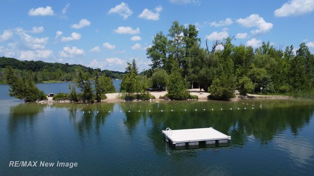 7190 Dark Lake Drive, Clarkston, MI 48346