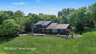 7190 Dark Lake Drive, Clarkston, MI 48346