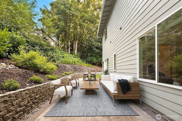 16125 SE 44th Way, Bellevue, WA 98006