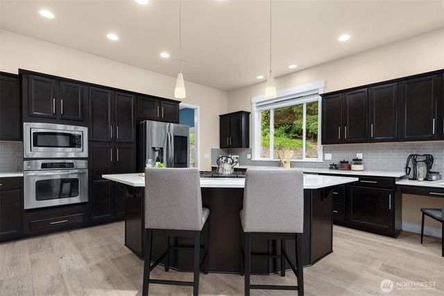 16125 SE 44th Way, Bellevue, WA 98006