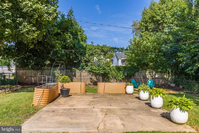 2910 BAYONNE AVE, Baltimore, MD 21214
