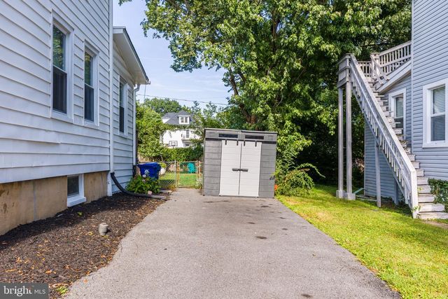 2910 BAYONNE AVE, Baltimore, MD 21214