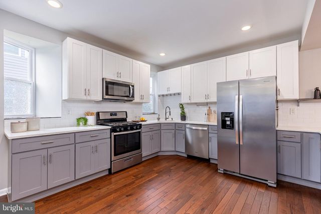 2910 BAYONNE AVE, Baltimore, MD 21214