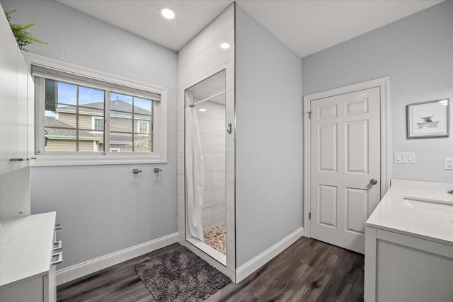 12355 Whitaker AVENUE, Greenfield, WI 53228