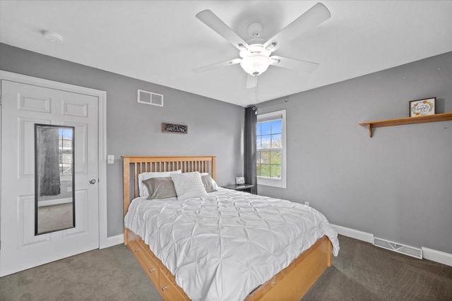 12355 Whitaker AVENUE, Greenfield, WI 53228